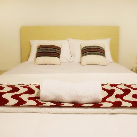 Leos Hotel Tomohon Zewnętrze zdjęcie
