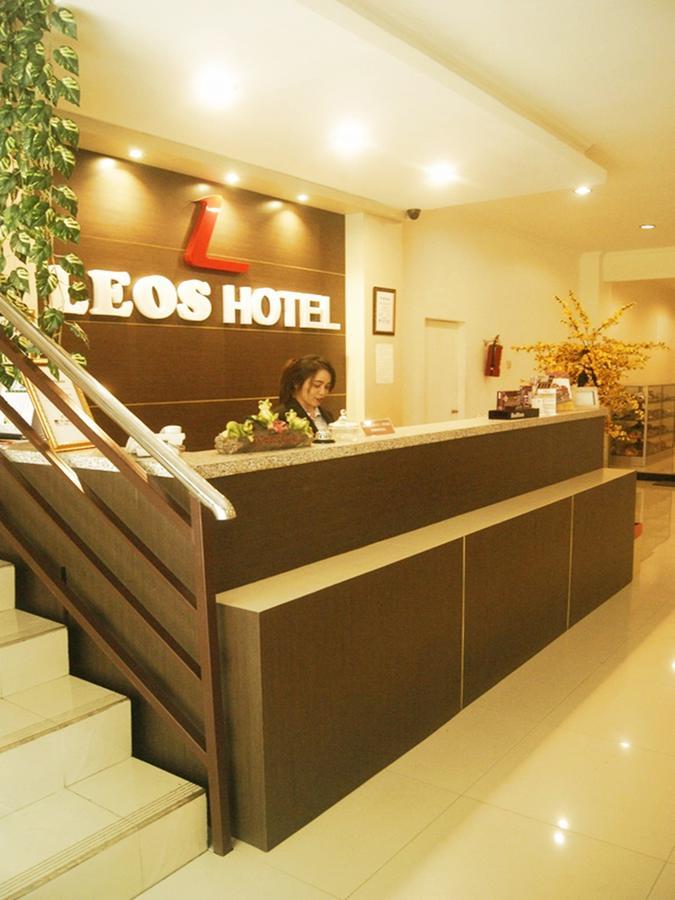 Leos Hotel Tomohon Zewnętrze zdjęcie