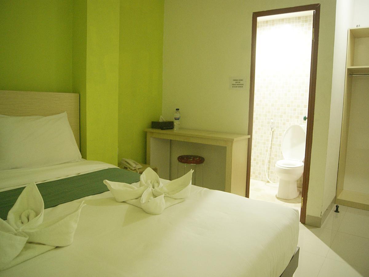 Leos Hotel Tomohon Zewnętrze zdjęcie
