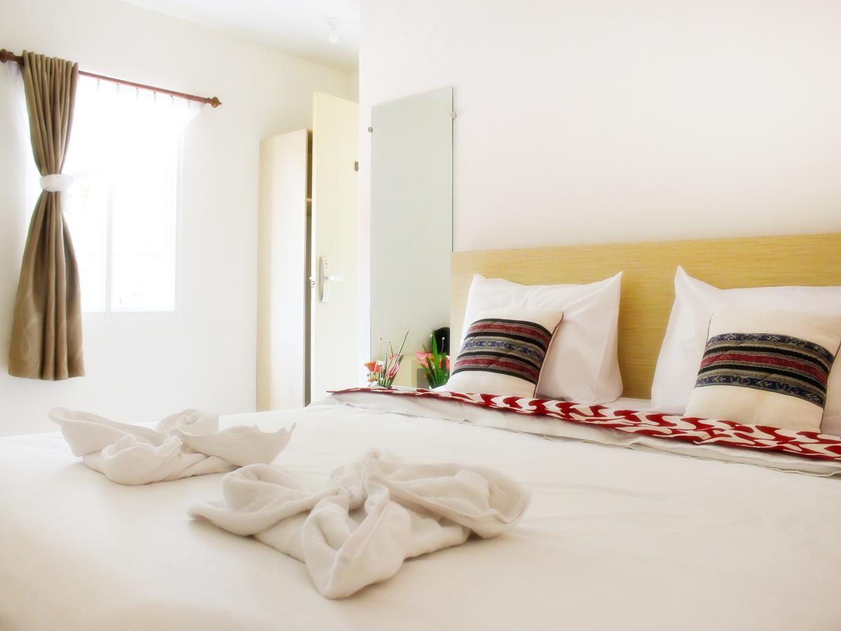 Leos Hotel Tomohon Zewnętrze zdjęcie